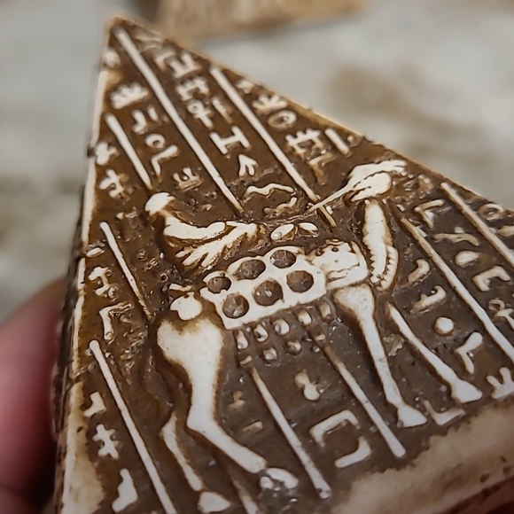 3 Pyramids from Ancient Egypt - Picture 6 of 9